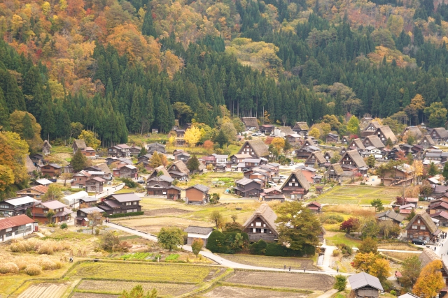 世界遺産で外国人にも人気の岐阜県の白川郷